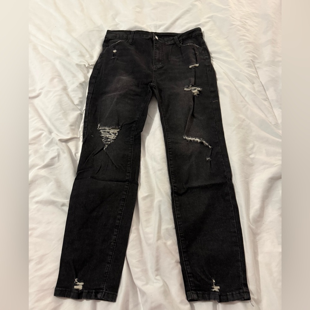 SHEIN distressed jeans size XL nwt